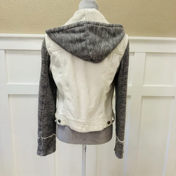 Free People Knit Sleeve Distressed Denim Jacket Size:M Removable Hood Women - Picture 3 of 13